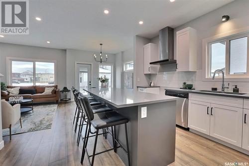 5513 Nicholson Avenue, Regina, SK - Indoor Photo Showing Kitchen With Upgraded Kitchen