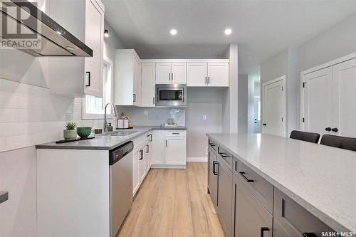 5513 Nicholson Avenue, Regina, SK - Indoor Photo Showing Kitchen With Upgraded Kitchen