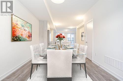 1320 Kobzar Drive N, Oakville, ON - Indoor Photo Showing Dining Room