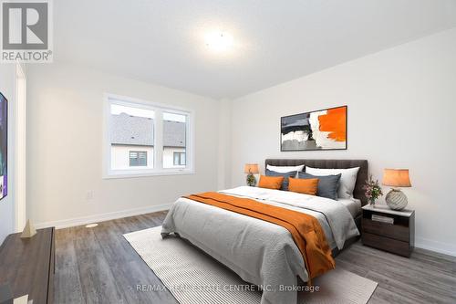 1320 Kobzar Drive N, Oakville, ON - Indoor Photo Showing Bedroom