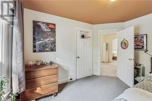 82 Ottawa Street S, Hamilton, ON - Indoor Photo Showing Bedroom