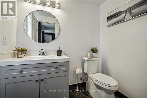 239 Jolliffe Avenue, Guelph/Eramosa (Rockwood), ON - Indoor Photo Showing Bathroom