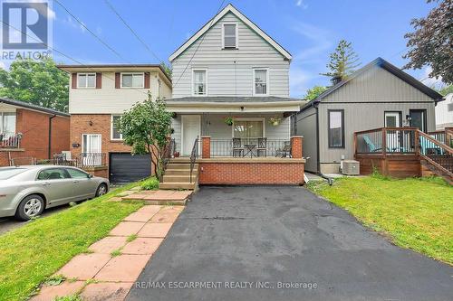 94 East 35Th Street, Hamilton, ON - Outdoor With Deck Patio Veranda