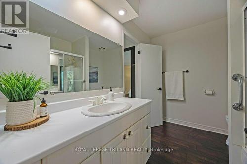 70 - 470 Wilkins Street, London, ON - Indoor Photo Showing Bathroom