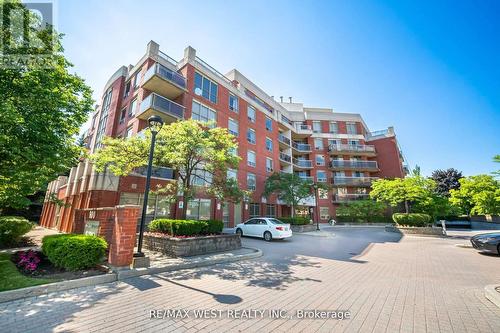 308 - 800 Sheppard Avenue W, Toronto, ON - Outdoor With Balcony With Facade