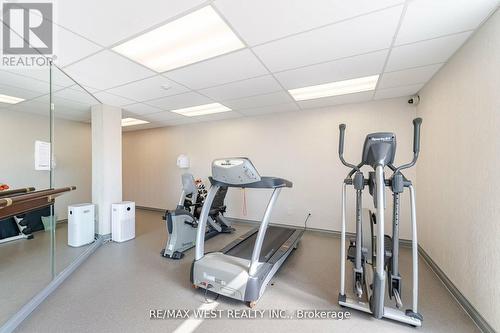 308 - 800 Sheppard Avenue W, Toronto, ON - Indoor Photo Showing Gym Room