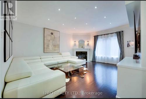 117 Theodore Place, Vaughan, ON - Indoor Photo Showing Living Room With Fireplace