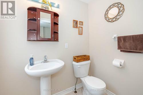 24 Caversham Drive, Brampton (Sandringham-Wellington), ON - Indoor Photo Showing Bathroom