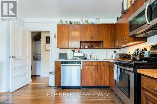 44 Wilson Park Road, Toronto (South Parkdale), ON - Indoor Photo Showing Kitchen