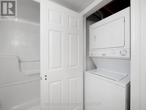 209 - 1470 Bishops Gate, Oakville, ON - Indoor Photo Showing Laundry Room