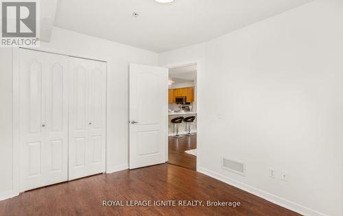 2101 - 6 Dayspring Circle, Brampton (Goreway Drive Corridor), ON - Indoor