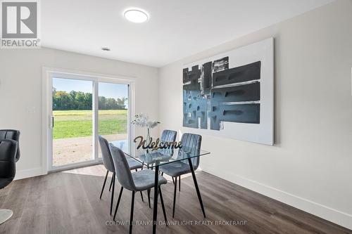 139 Victoria Avenue E, South Huron (Crediton), ON - Indoor Photo Showing Dining Room