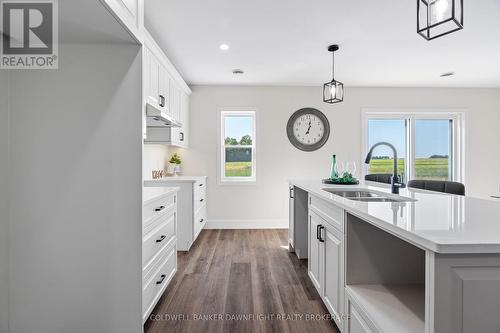 139 Victoria Avenue E, South Huron (Crediton), ON - Indoor Photo Showing Kitchen With Double Sink