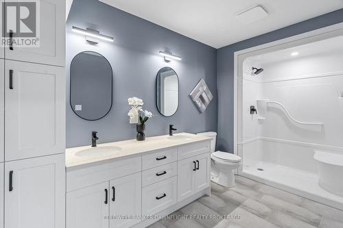 139 Victoria Avenue E, South Huron (Crediton), ON - Indoor Photo Showing Bathroom