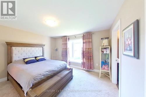 1674 Valhalla Street, London, ON - Indoor Photo Showing Bedroom