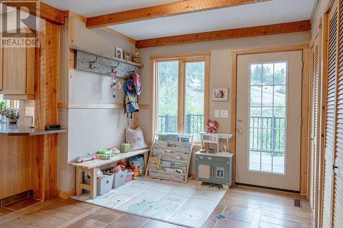 3928 Houlgrave  Road, Invermere, BC - Indoor Photo Showing Other Room