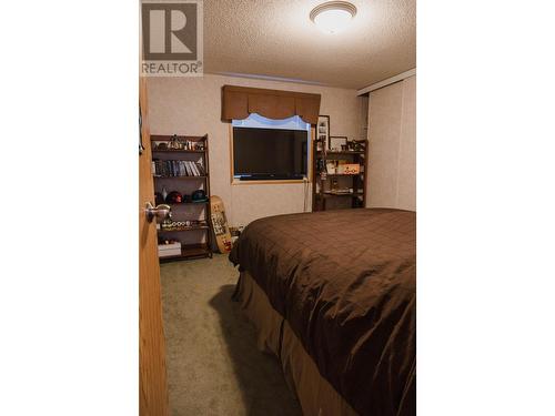 8570 S Honeymoon Drive, Prince George, BC - Indoor Photo Showing Bedroom