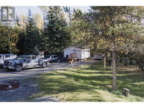 8570 S Honeymoon Drive, Prince George, BC - Outdoor