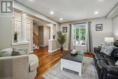 239 Jolliffe Avenue, Rockwood, ON - Indoor Photo Showing Living Room