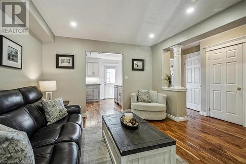 239 Jolliffe Avenue, Rockwood, ON - Indoor Photo Showing Living Room