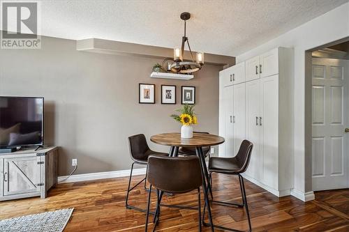 239 Jolliffe Avenue, Rockwood, ON - Indoor Photo Showing Dining Room