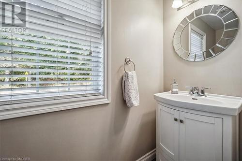 239 Jolliffe Avenue, Rockwood, ON - Indoor Photo Showing Bathroom