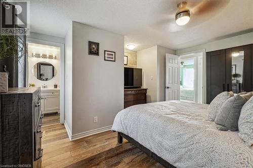 239 Jolliffe Avenue, Rockwood, ON - Indoor Photo Showing Bedroom