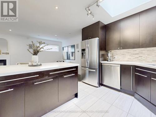 527 Glencairn Avenue, Toronto (Englemount-Lawrence), ON - Indoor Photo Showing Kitchen