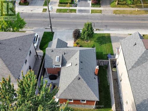 527 Glencairn Avenue, Toronto (Englemount-Lawrence), ON 