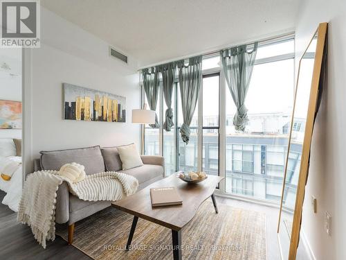 Lph05 - 36 Lisgar Street, Toronto (Little Portugal), ON - Indoor Photo Showing Living Room