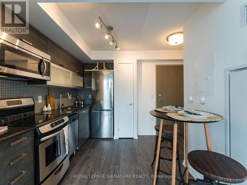 Lph05 - 36 Lisgar Street, Toronto (Little Portugal), ON - Indoor Photo Showing Kitchen