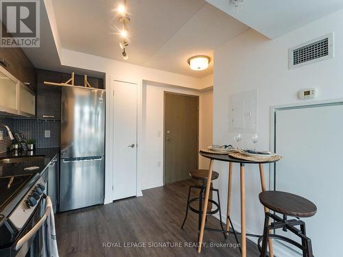 Lph05 - 36 Lisgar Street, Toronto (Little Portugal), ON - Indoor Photo Showing Kitchen