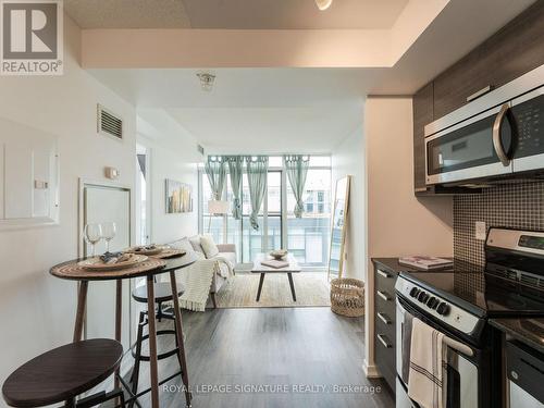 Lph05 - 36 Lisgar Street, Toronto (Little Portugal), ON - Indoor Photo Showing Kitchen