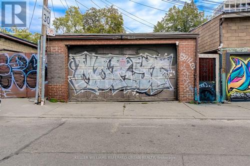 132 Denison Avenue, Toronto (Kensington-Chinatown), ON 