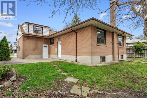 41 Walwyn Avenue, Toronto, ON - Outdoor