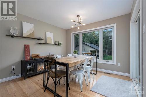 1523 Garden Of Eden Road, Renfrew, ON - Indoor Photo Showing Dining Room