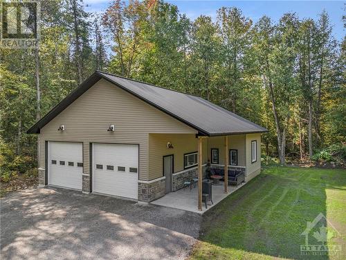 1523 Garden Of Eden Road, Renfrew, ON - Outdoor With Deck Patio Veranda