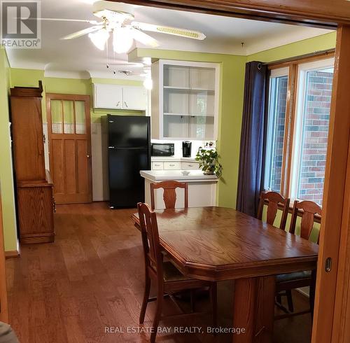 335 Delcrest Avenue E, Norfolk, ON - Indoor Photo Showing Dining Room