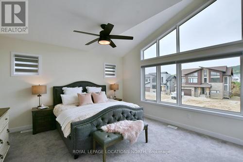 106 Stoneleigh Drive, Blue Mountains, ON - Indoor Photo Showing Bedroom