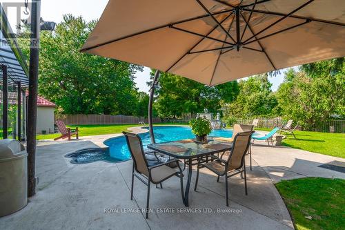 6949 Thorold Stone Road, Niagara Falls (Stamford), ON - Outdoor With In Ground Pool