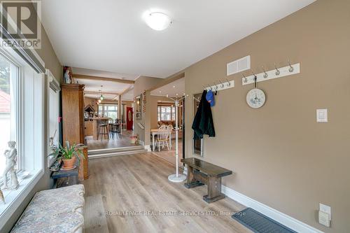 6949 Thorold Stone Road, Niagara Falls (Stamford), ON - Indoor Photo Showing Other Room