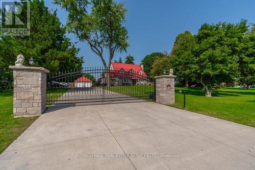 6949 Thorold Stone Road, Niagara Falls, ON - Outdoor