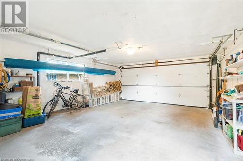 3537 Eton Crescent, Niagara Falls, ON - Indoor Photo Showing Garage