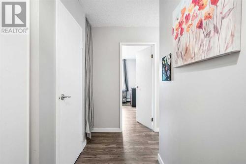 236, 820 89 Avenue Sw, Calgary, AB - Indoor Photo Showing Other Room