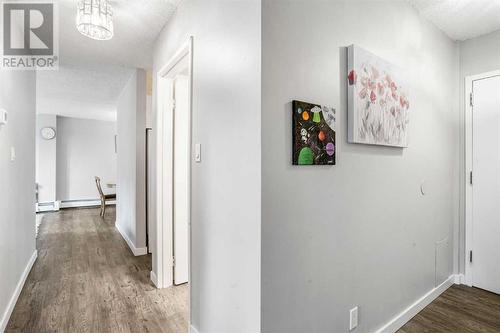 236, 820 89 Avenue Sw, Calgary, AB - Indoor Photo Showing Other Room