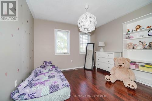 87 Glacier Crescent, Toronto, ON - Indoor Photo Showing Bedroom