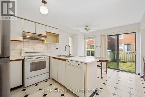 57 Houndtrail Drive, Toronto (Highland Creek), ON - Indoor Photo Showing Kitchen With Double Sink