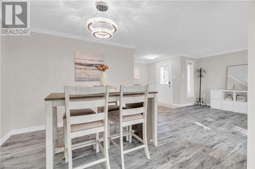 20 Moss Place, Guelph, ON - Indoor Photo Showing Dining Room