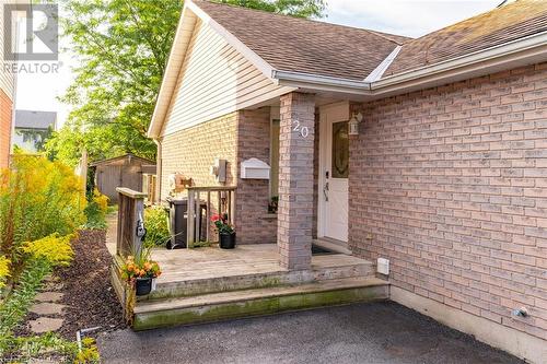 20 Moss Place, Guelph, ON - Outdoor With Exterior