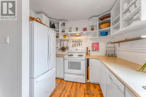 249 Lloyd Avenue, Newmarket (Central Newmarket), ON - Indoor Photo Showing Kitchen